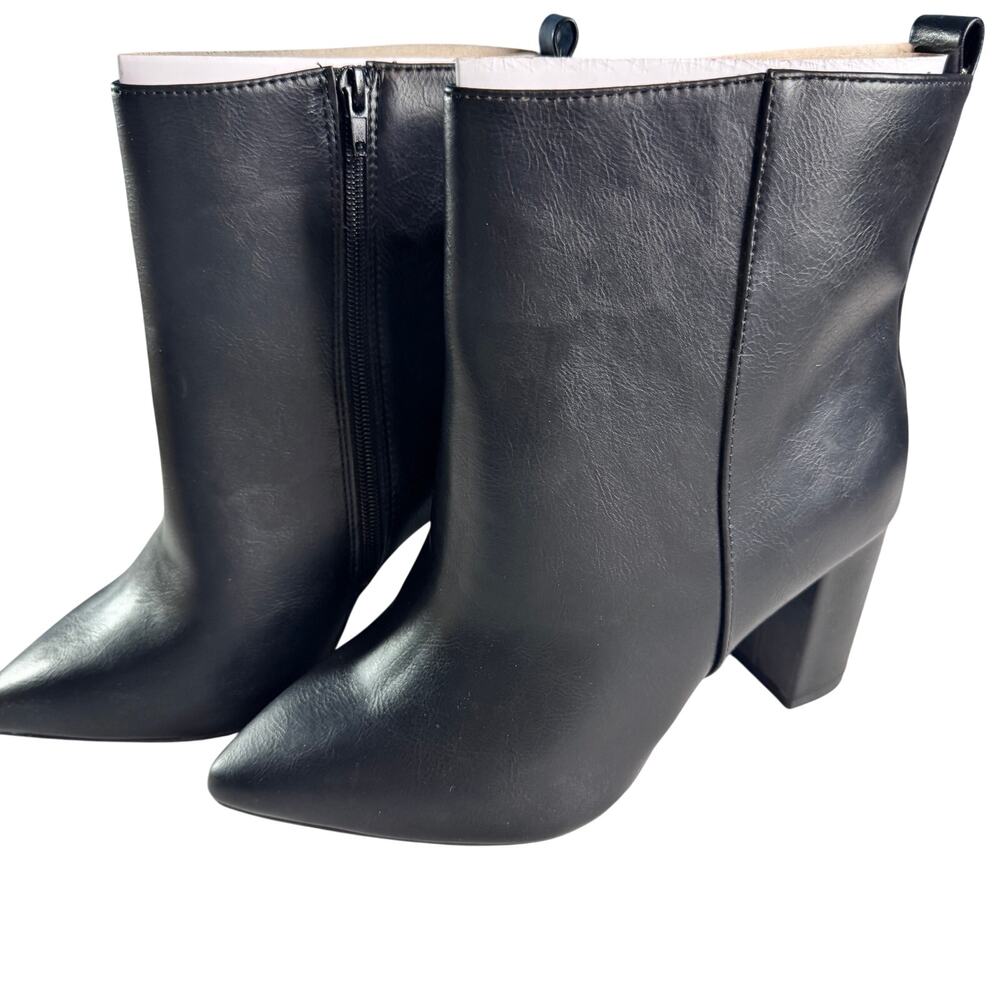 JustFab Olivia-E Black Ankle Booties Sz 9 Pointed Toe Block Heel Zip NIB - Picture 2 of 10